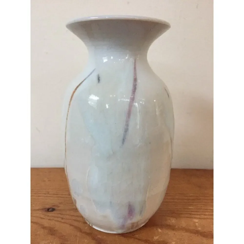 Vtg Hand Crafted Ceramic Art Studio Pottery Iris Porcelain Glaze Signed Vase 6